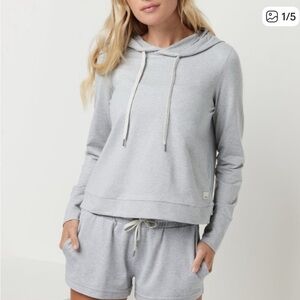 Vuori Halo Essential Hoodie XS Gray Heather